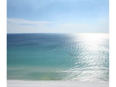Destin Beachfront Rental Condo, Three Bedrooms